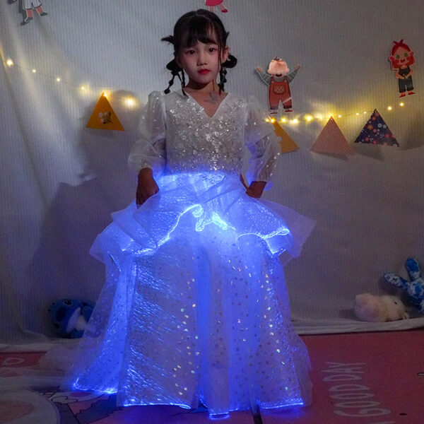 Glowing ruffled princess skirt children's skirt3