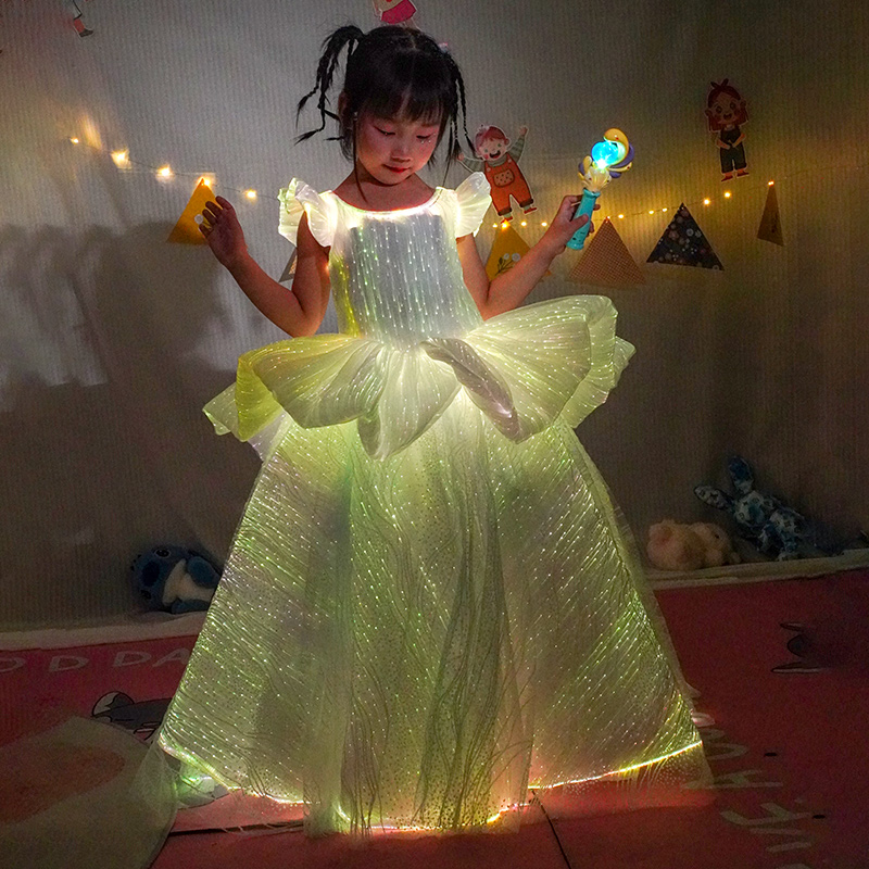 Pleated children's luminous dresses5