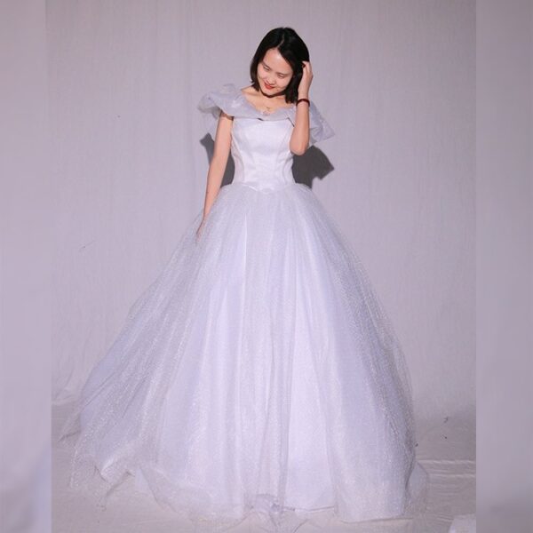 Light Up Princess Dress: Fashion Nova Evening Dresses for a Magical Evening - Lumisonata - Image 6